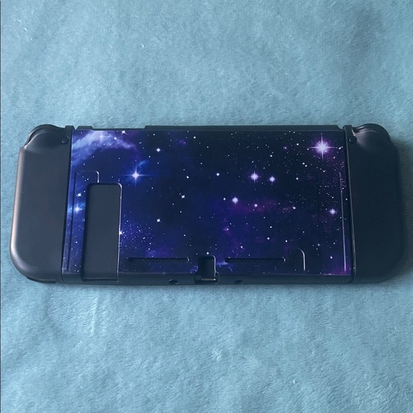 Nintendo Switch Console Set - Picture 3 of 13